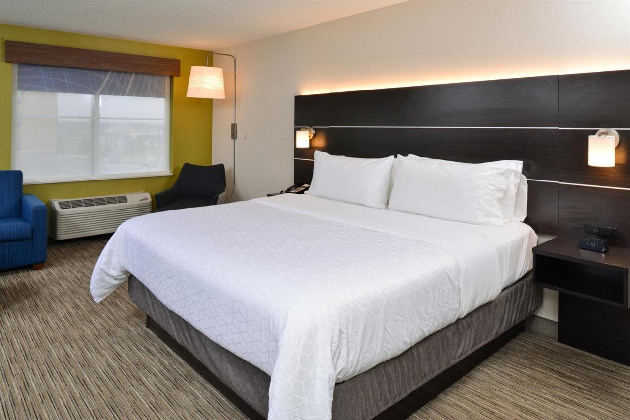 Holiday Inn Express Wixom By Ihg Kültér fotó
