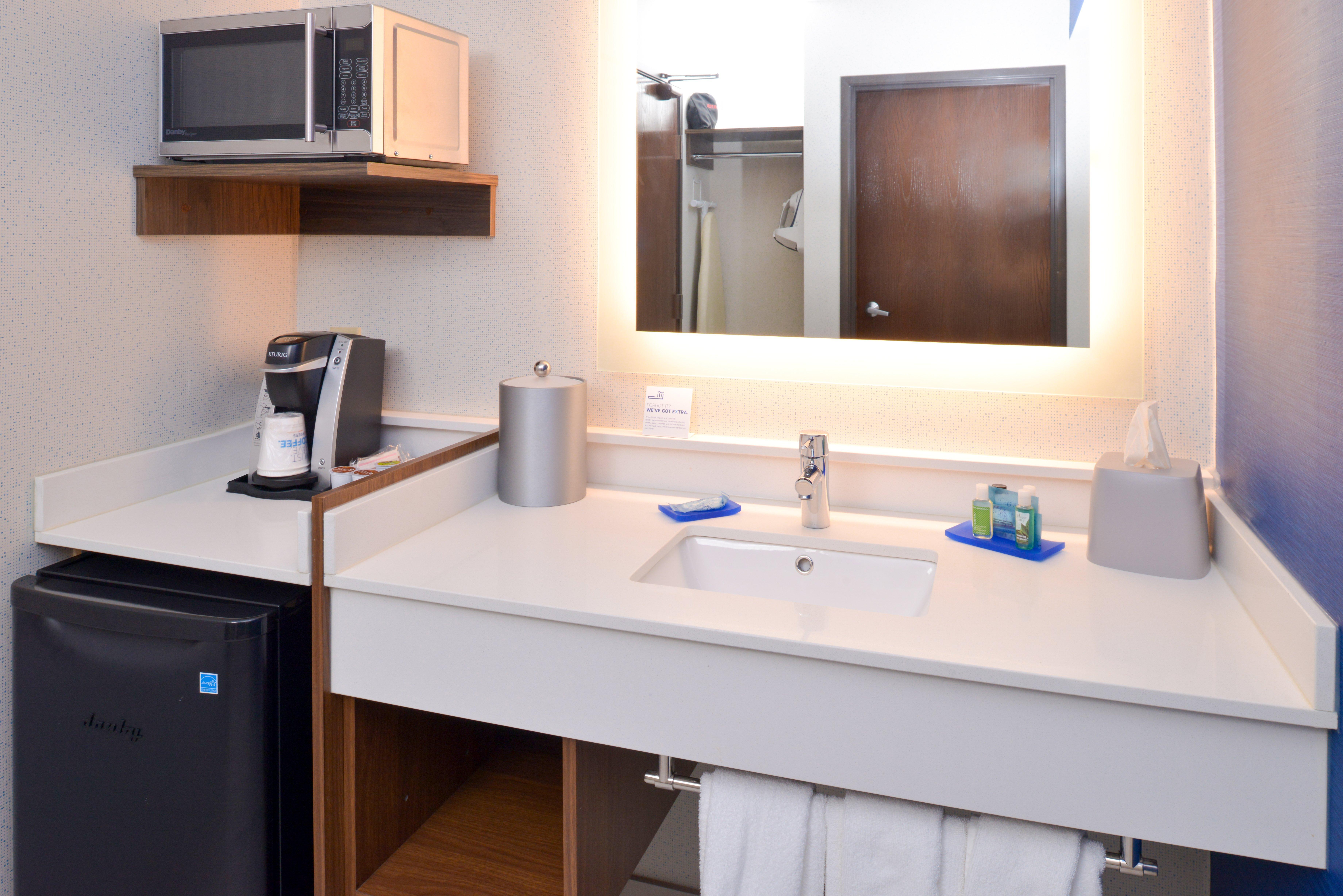 Holiday Inn Express Wixom By Ihg Kültér fotó