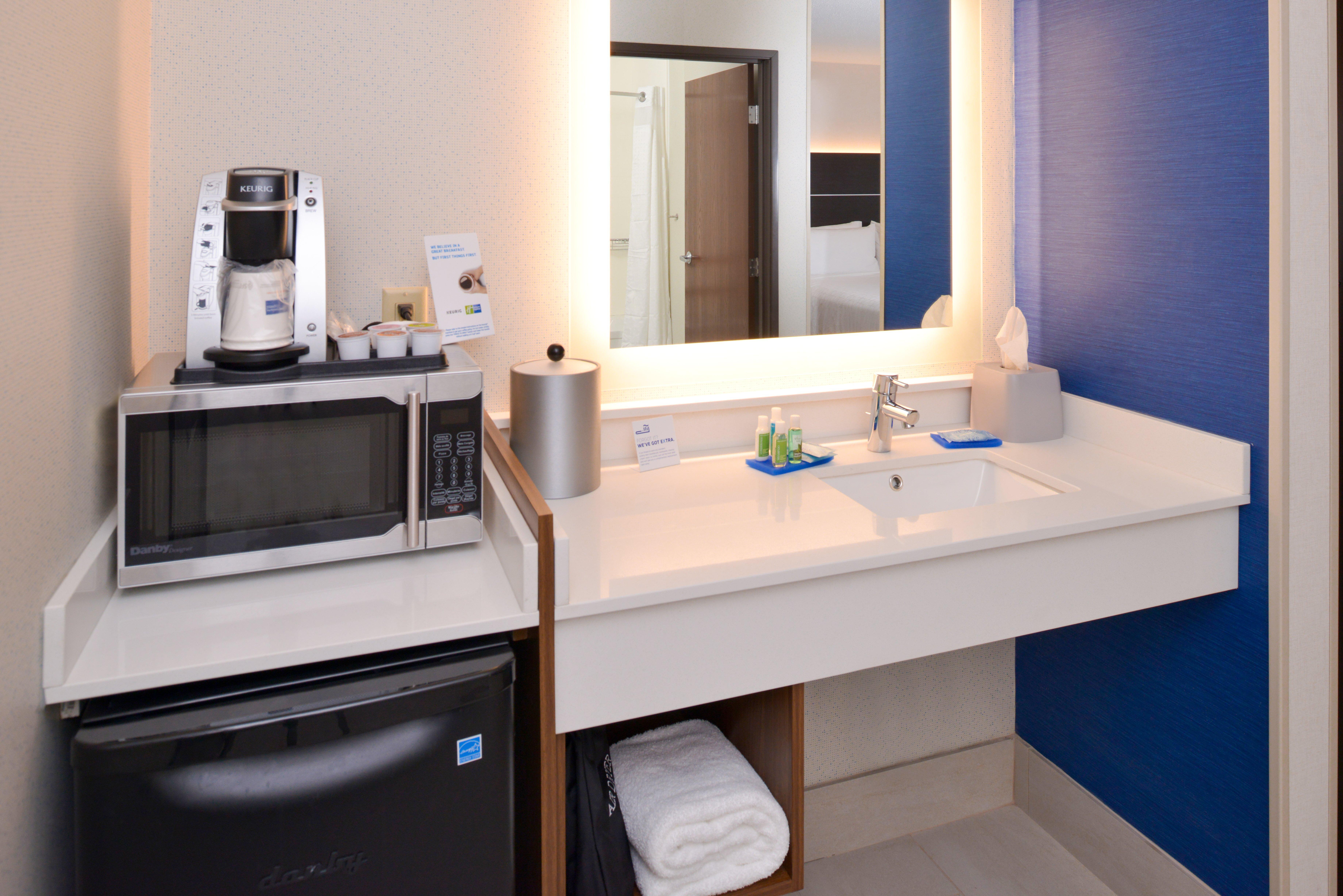 Holiday Inn Express Wixom By Ihg Kültér fotó