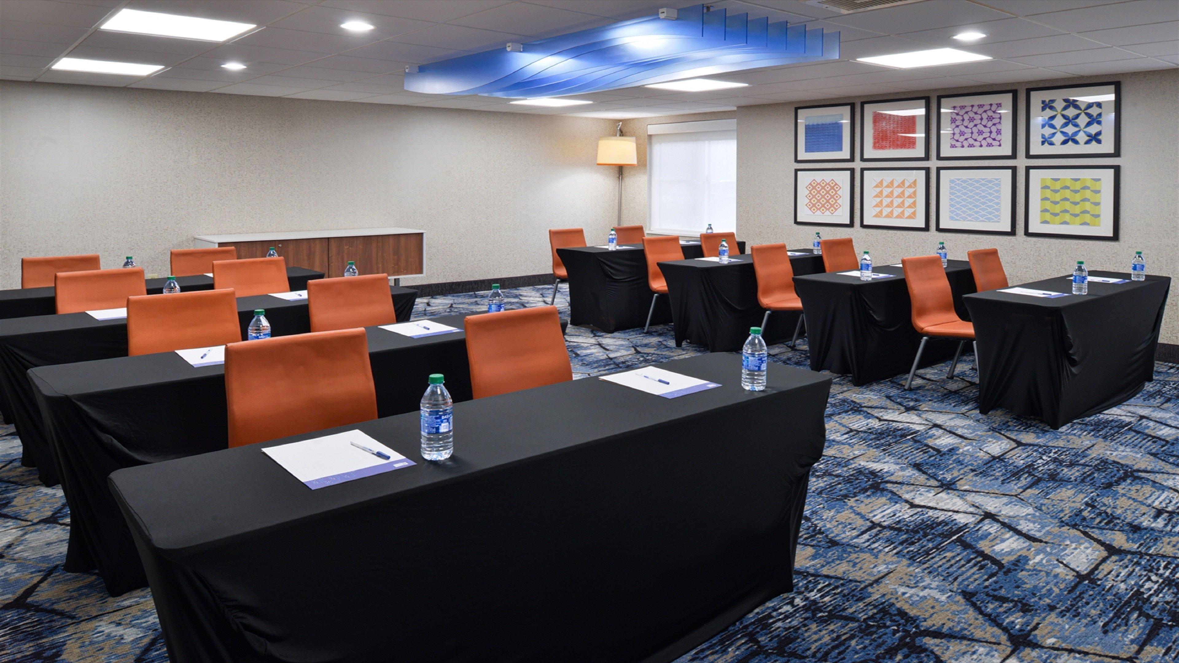 Holiday Inn Express Wixom By Ihg Kültér fotó